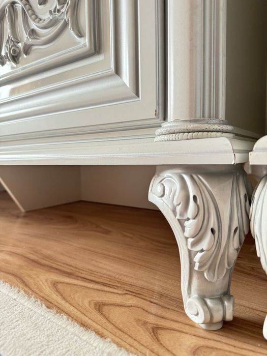 Гарнитур (шкаф)