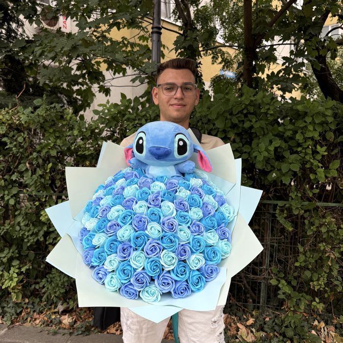 Buchete cu stitch | Livrare oriunde