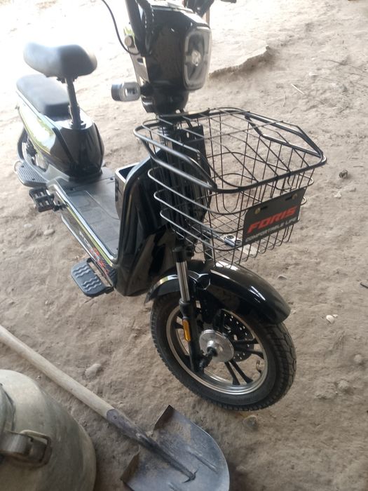 Скутер сотилади янги