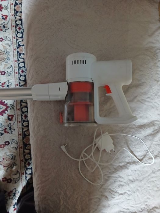 Продам  пылесос  Xiaomi