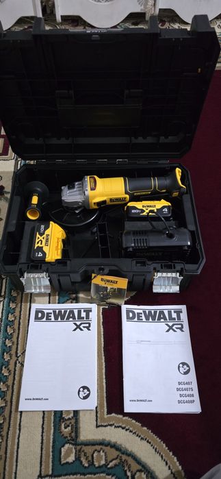 Аккумуляторная УШМ (болгарка) DeWALT DCG407 XR 20V. Полный комплект