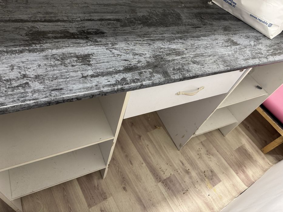 Продам Рецепшн . Срочно. Торг