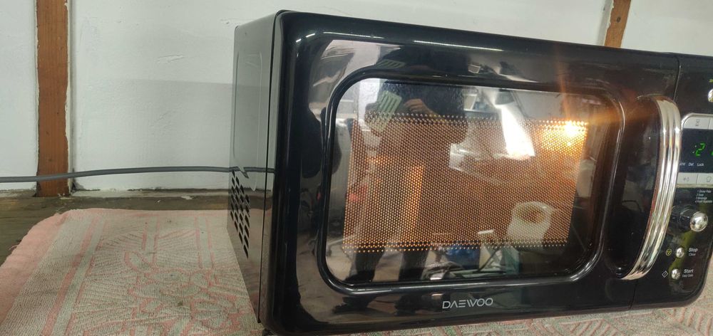 Cuptor cu microunde Daewoo