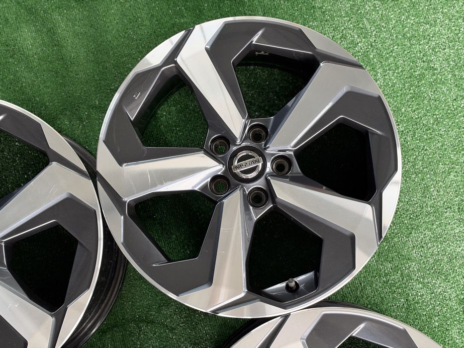 4бр. КАТО НОВИ 18” ОРИГИНАЛНИ Джанти 5х114.3 за -NISSAN/RENAULT/DACIA/Toyota/Honda- 7.5Jx18H2, ET45