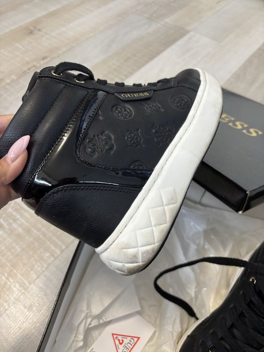 Дамски боти Guess