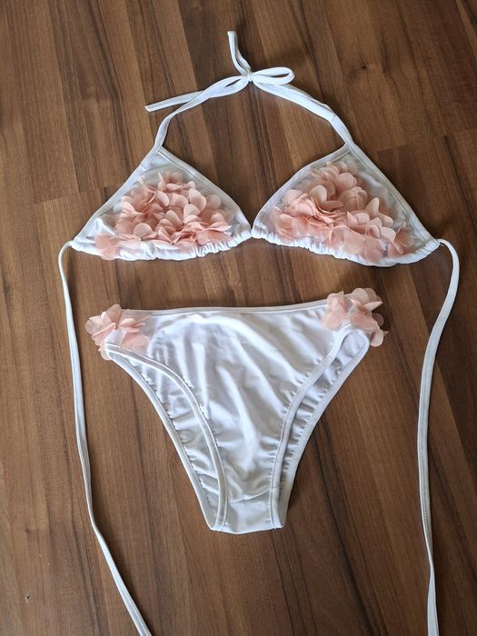 Costum de baie din doua piese