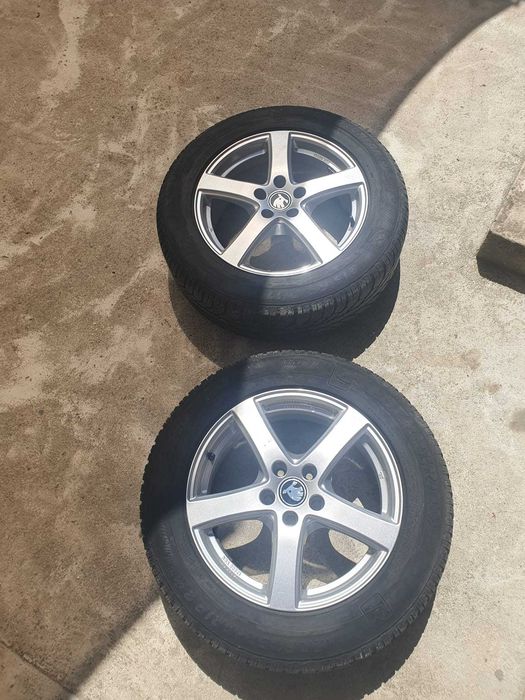 Set Jante Originalepe  17″ + Anvelope Iarnă 215/65R17 DOT 2018 (2000 lei)