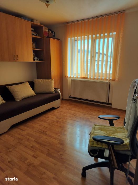 Vând apartament 2 camere Mioveni Robea,mobilat