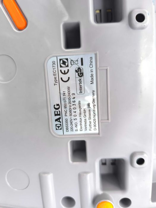 Stație de Călcat cu Aburi AEG Quicksteam DBS3350 - 2400W