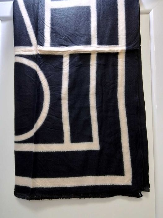 Дамски шалове кашмир