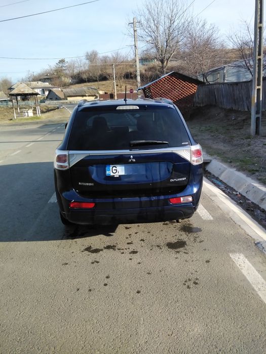 MITSUBISHI Outlander 2014 — imagine 3