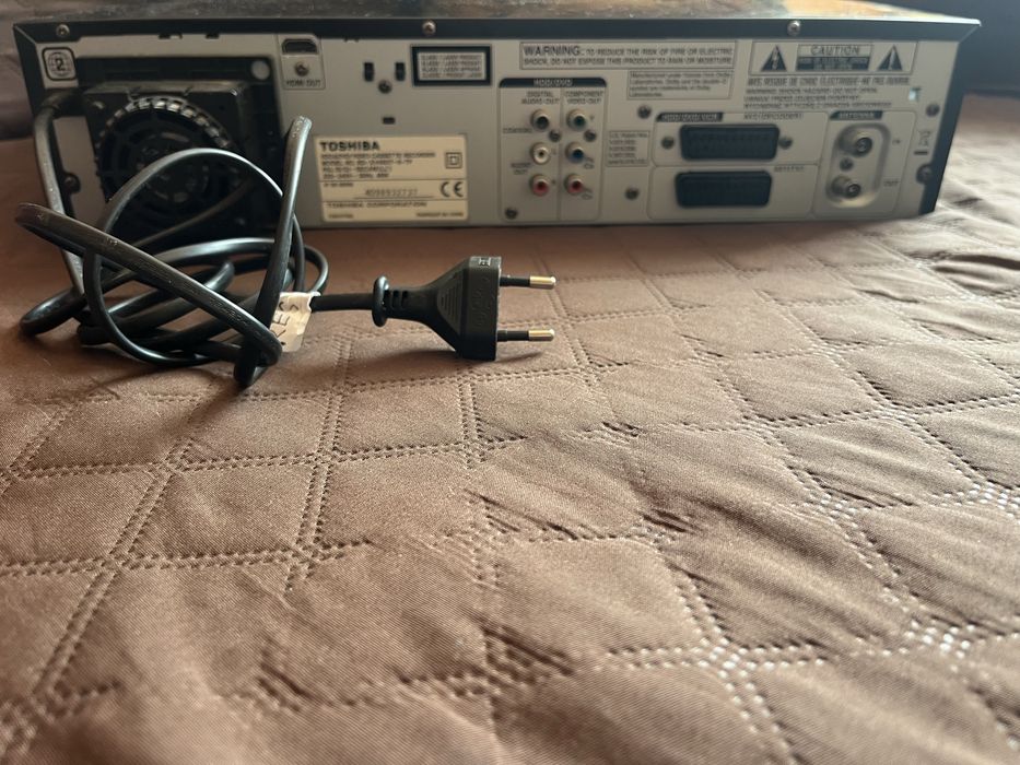 Video DVD vhs hi fi Toshiba