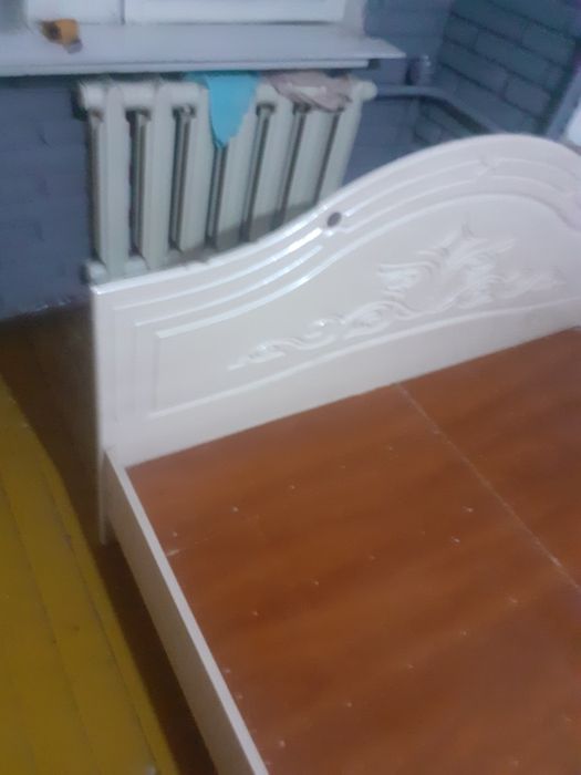 Кровать двуспальная