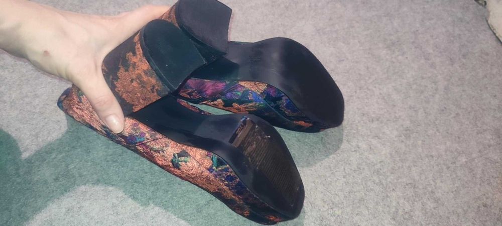 Жакардови дамски боти Primark с флорални мотиви