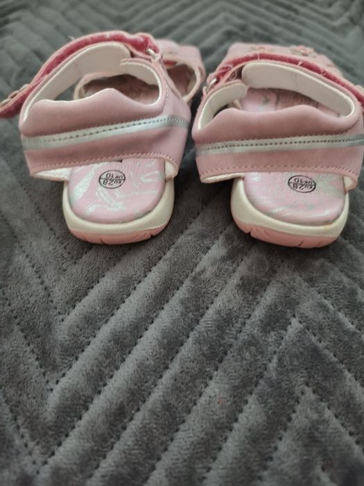 Sandale fetița 28