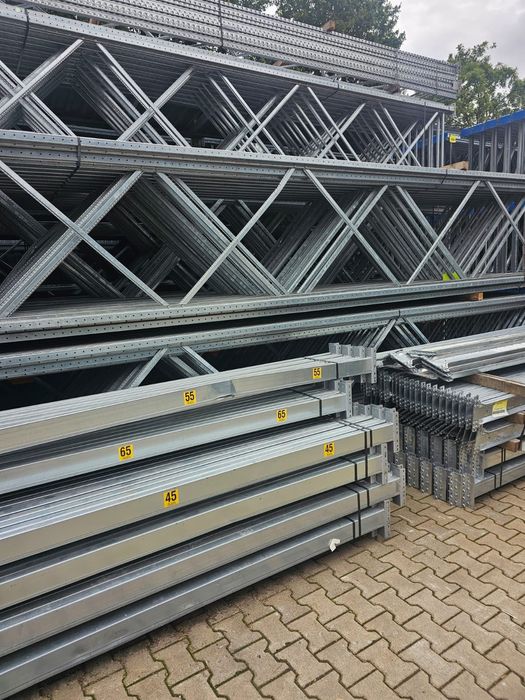 Rafturi industriale pentru paleți