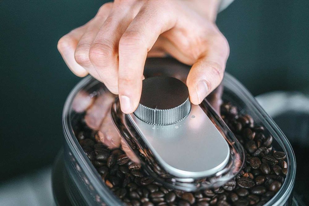 Кафемашина Melitta AromaFresh за филтър кафе с вградена мелачка!
