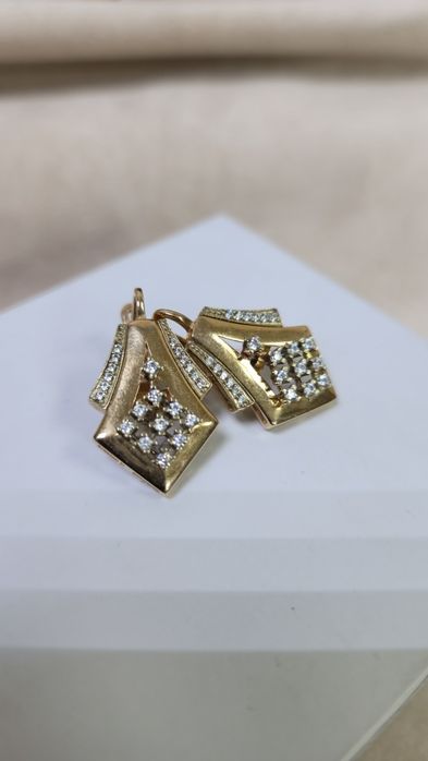 Серьги золотые за грамм по 43000