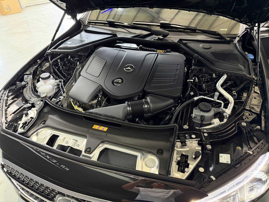 Mercedes Benz E300