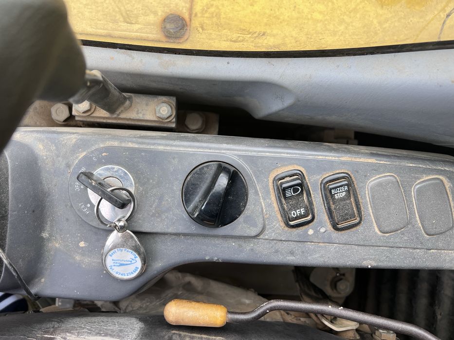 Vand excavator komatsu PC 78 schimb/variante