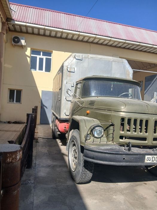 Kamaz zil gaz 66 sotiladi