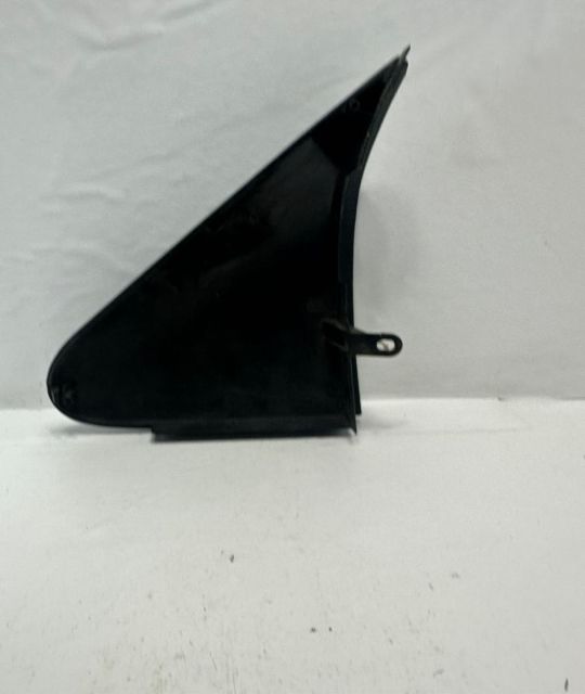 Ornament oglinda dreapta  6388110507 Mercedes-Benz Vito W638