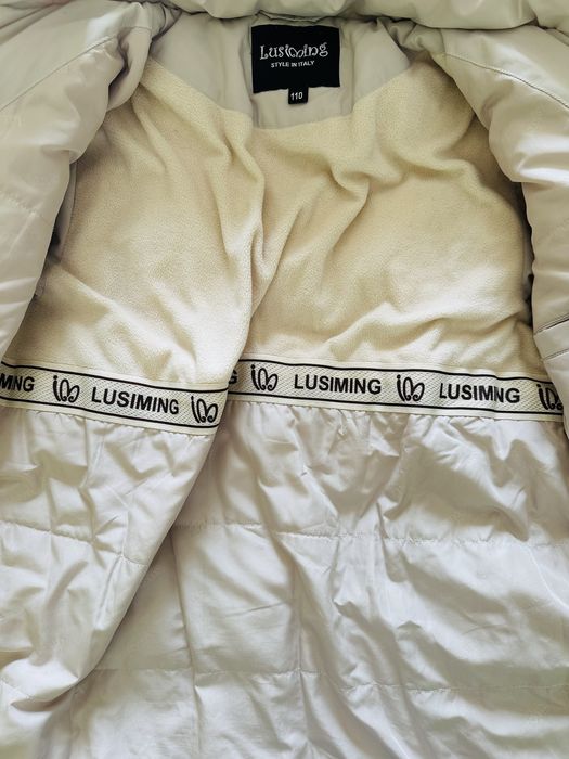 Зимний пуховик на девочку 6-7 лет