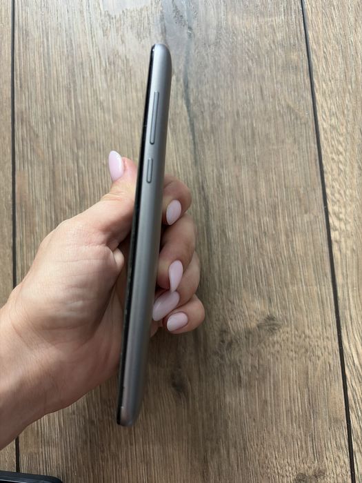 Huawei Y6  2017 година двусимов