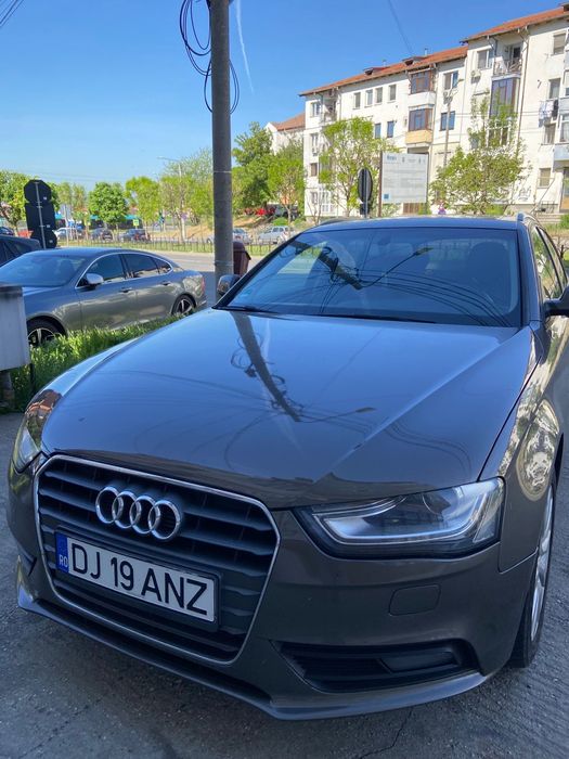 Audi a4 b8 2.0 d automat