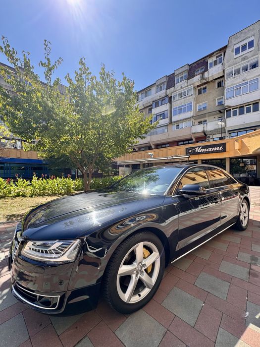 AUDI A8 Limousine