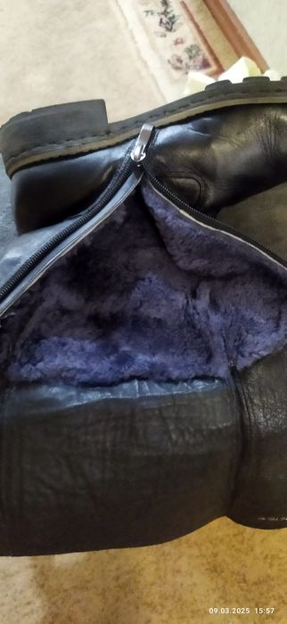 Продам женские сапоги
