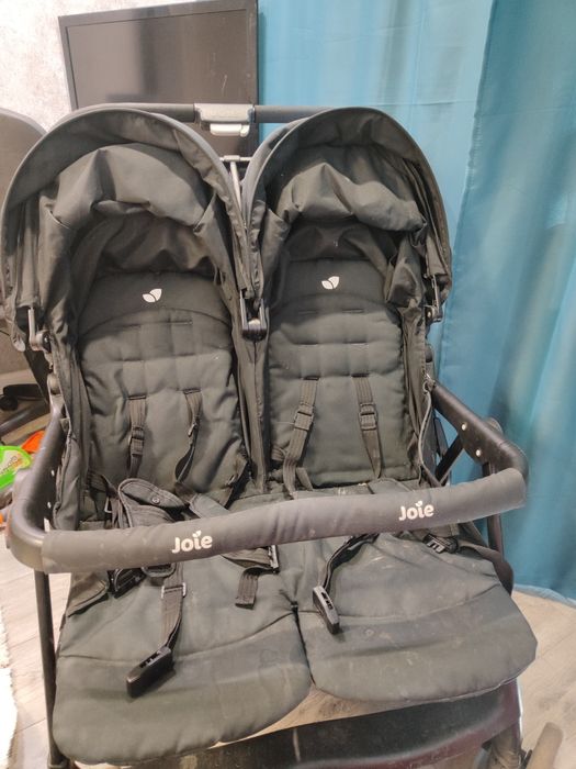 Детская коляска для 2х