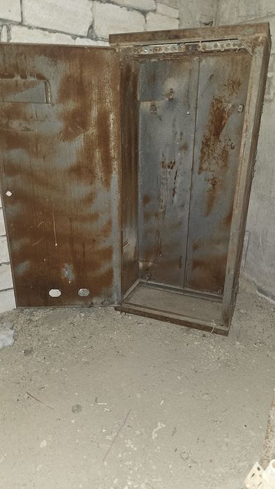 Продам сетевой шкаф.