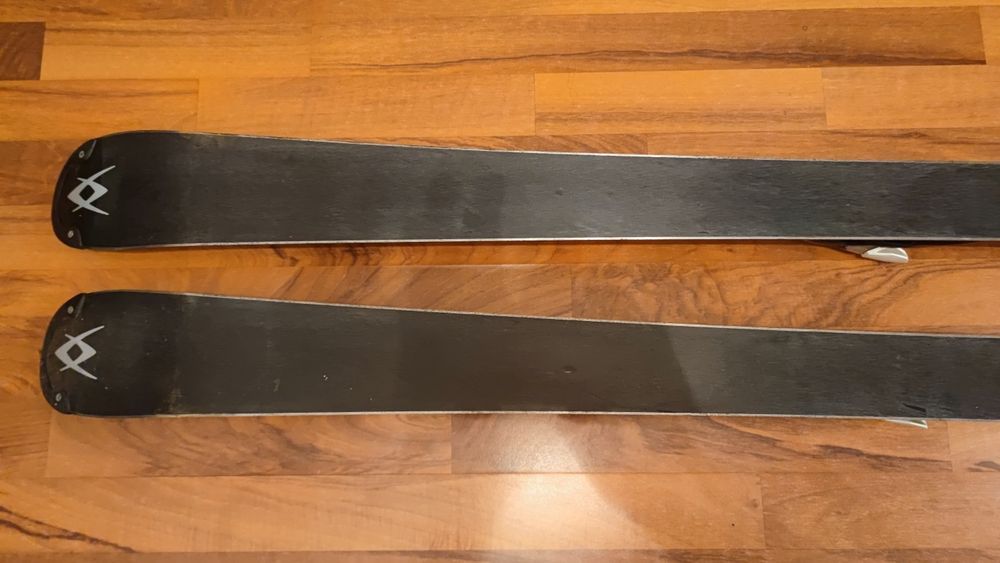 Schiuri Volkl, lungime 163 cm