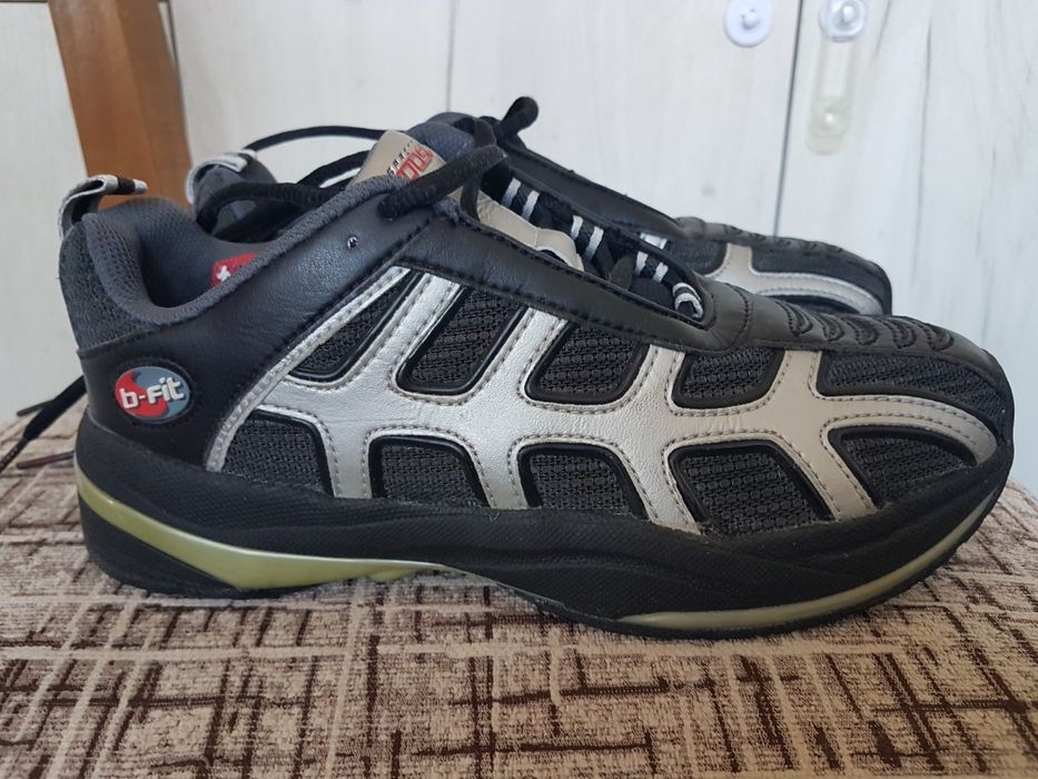 Нови маркови маратонки Spring Boost със с-ма Dorsi, номер 39, унисекс