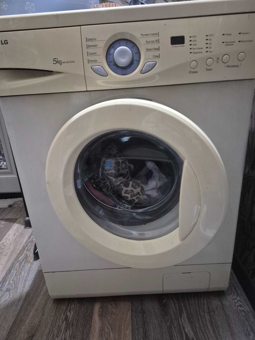 Продам стиральную машину