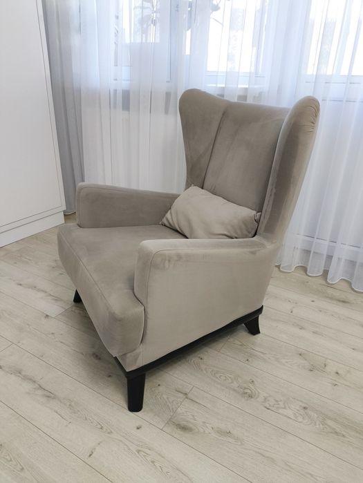 Продам кресло в хорошем состоянии