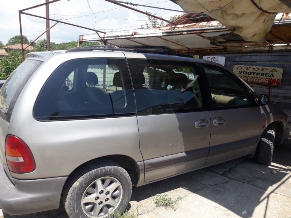 крайслер вояджър 2.5 тд. Chrysler Voyager само на части