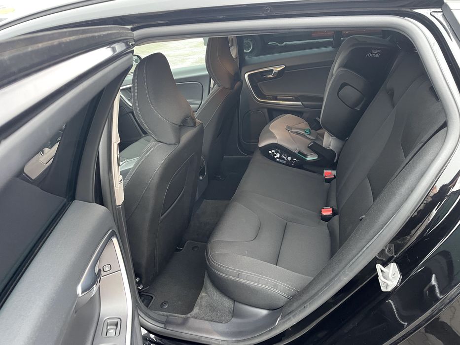 Volvo V60 D2 2.0D 120 CP