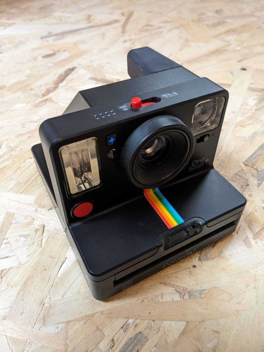 Polaroid One Step +
