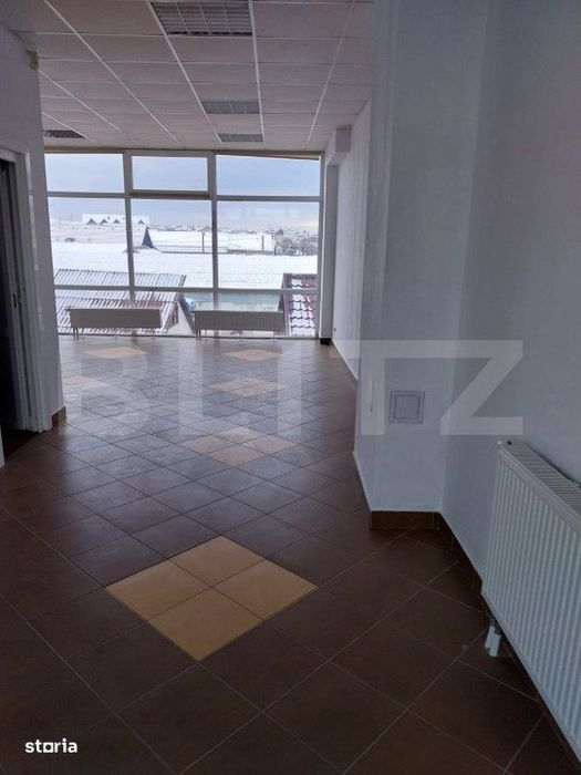 Spatiu comercial, 110 mp, etajul 1, vitrina, zona Burdujeni