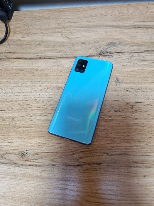 Продам Samsung a51 64gb.