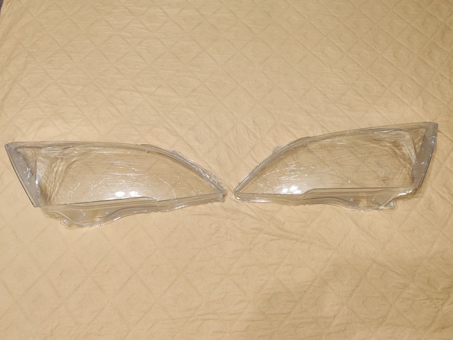 Леща за фарове Headlight lens Honda CR-V lll