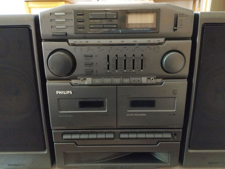 Касетофон Philips