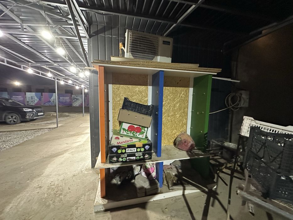 Продаётся ветринные полки