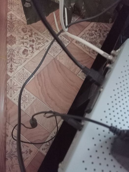 Спутник ТВ приставка