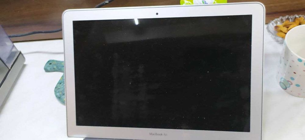 продам два Macbook Air 2020 года модель А 2179