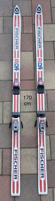 2 perechi Schiuri de vânzare 200 lei amandoua