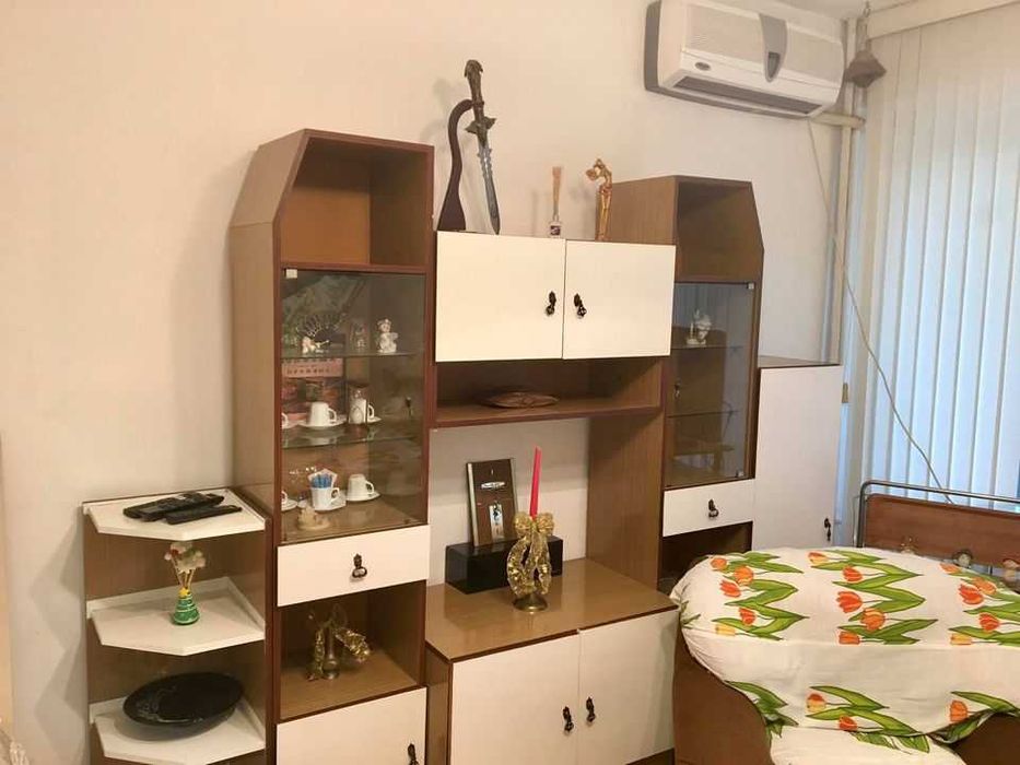 Дава се под наем Двустаен апартамент в Бургас, Изгрев - 64 кв.м за 225 € - Снимка #3