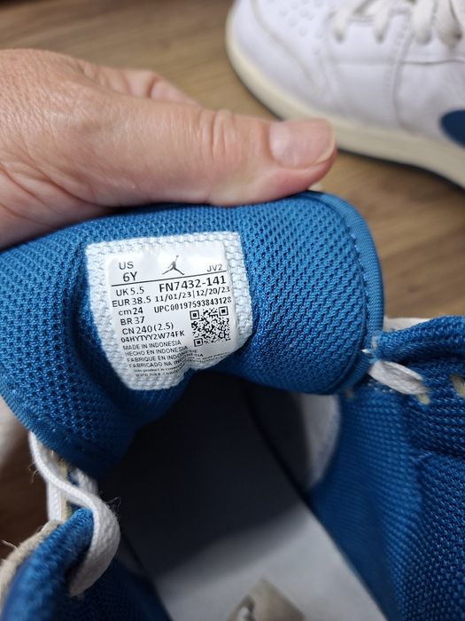 Ghete Jordan din piele mas 38